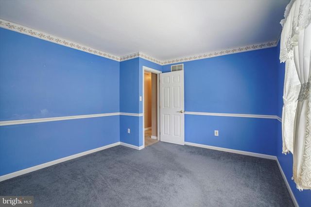 52 CASTLEWOOD DR, Chalfont, PA 18914