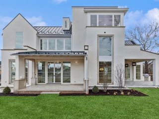 527 Kensington Court, Hinsdale, IL 60521