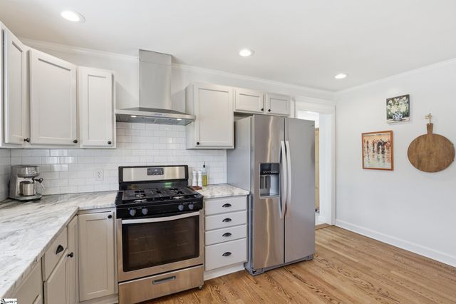 3 Wendover Drive, Greenville, SC 29615