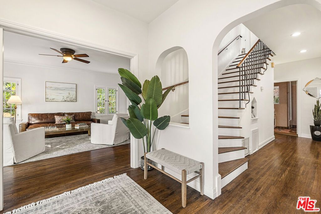 2001 Holly Hill Terrace, Los Angeles, CA 90068 — exterior