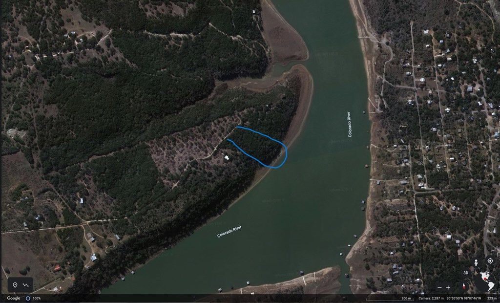 Image 42 of property listing at 920 Boultinghouse, Marble Falls, TX 78654