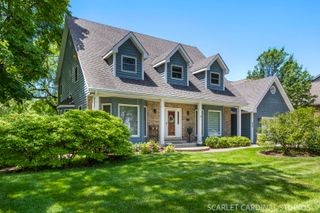 904 Santa Rosa Avenue, Wheaton, IL 60187