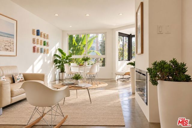1745 Camino Palmero Street 334, Los Angeles, CA 90046