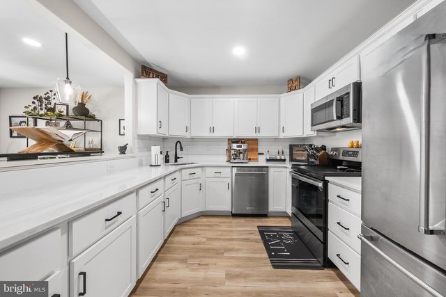 5 ROSALIES WAY, Temple, PA 19560