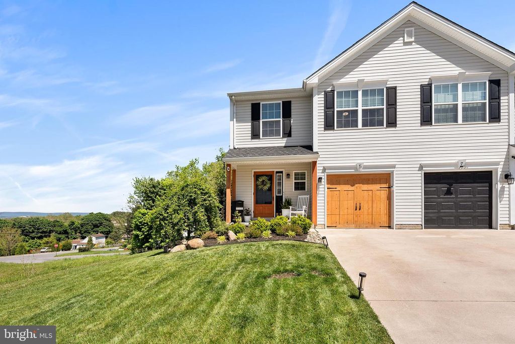5 ROSALIES WAY, Temple, PA 19560