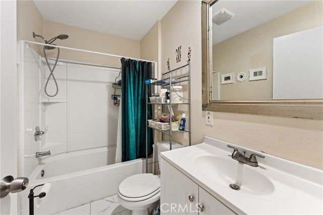 459 N Taylor, Hemet, CA 92543