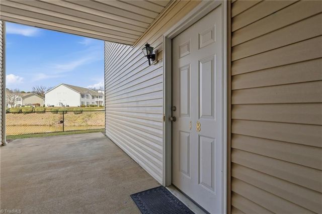 900 Hanahan Court 1B, Greensboro, NC 27409