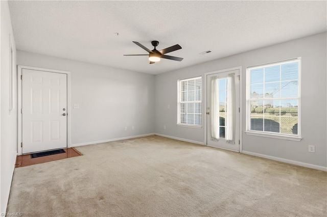 900 Hanahan Court 1B, Greensboro, NC 27409