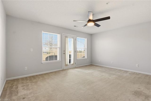 900 Hanahan Court 1B, Greensboro, NC 27409