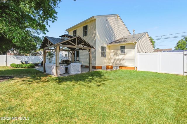 205 County Road, Aberdeen, NJ 07721