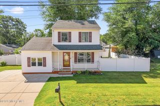 205 County Road, Aberdeen, NJ 07721