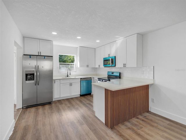 3910 W ROBINSON STREET, Orlando, FL 32805