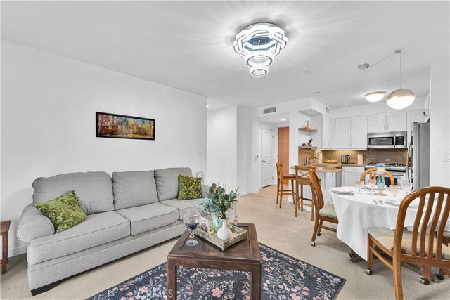 267 S San Pedro, Los Angeles, CA 90012