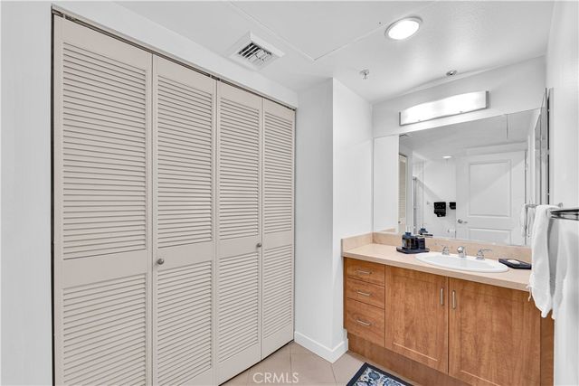 267 S San Pedro, Los Angeles, CA 90012