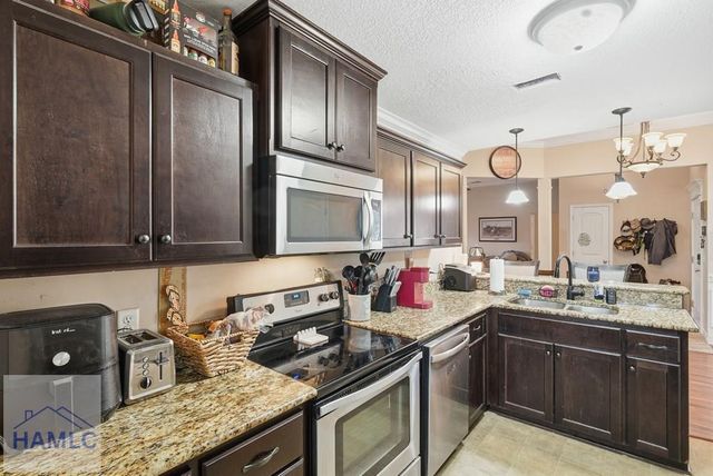 502 Cascade Court, Hinesville, GA 31313