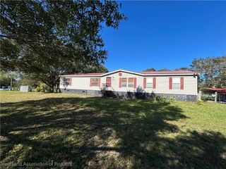1932 E Holiday Drive, Lorida, FL 33857