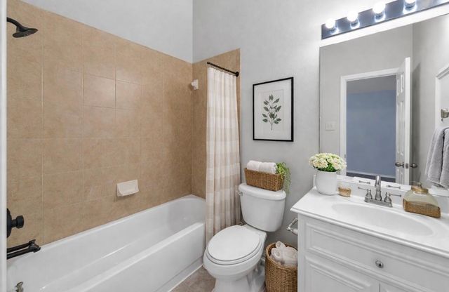 13703 Evening Wind Drive, Pearland, TX 77584