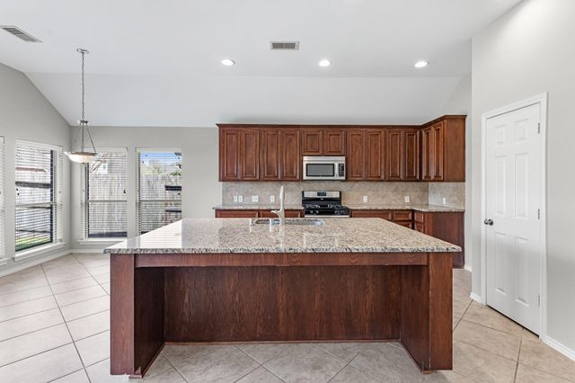 13703 Evening Wind Drive, Pearland, TX 77584