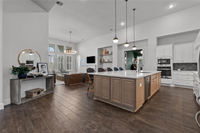 1713 Waterlilly River Lane, League City, TX 77573