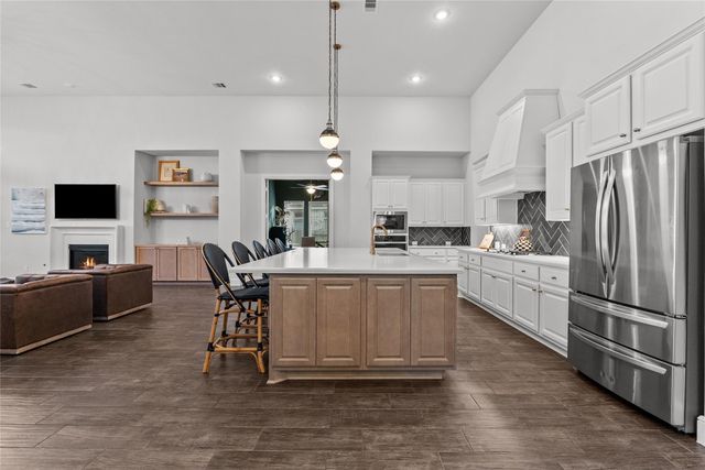 1713 Waterlilly River Lane, League City, TX 77573