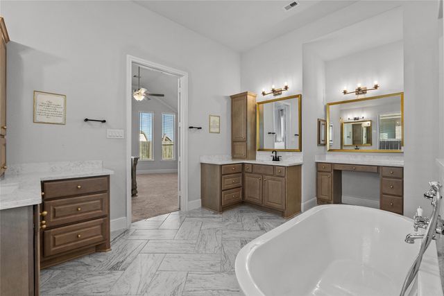 1713 Waterlilly River Lane, League City, TX 77573