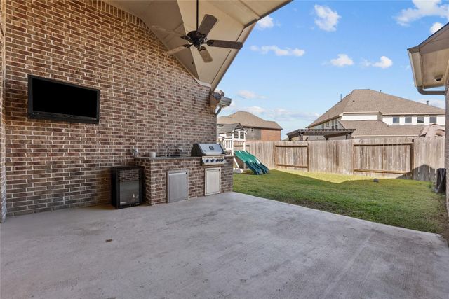 1713 Waterlilly River Lane, League City, TX 77573