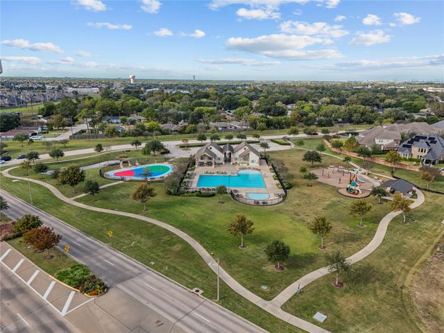 1713 Waterlilly River Lane, League City, TX 77573