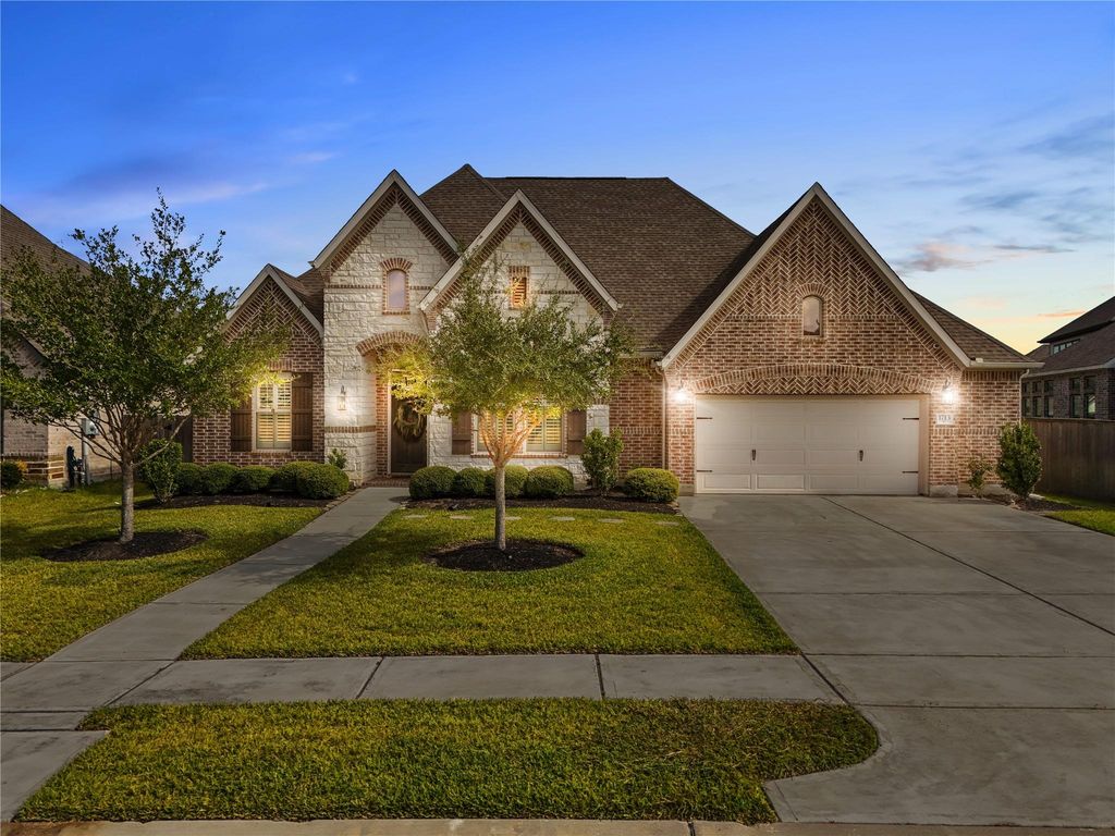 1713 Waterlilly River Lane, League City, TX 77573