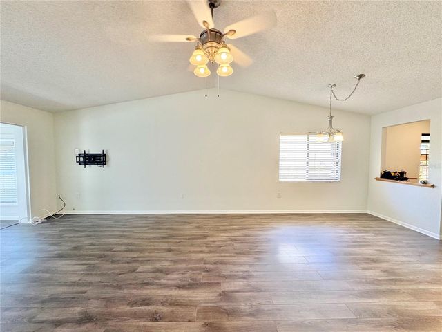 4004 CYPRESS LNDG S, Winter Haven, FL 33884