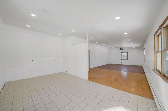 467 Carlls Path, Deer Park, NY 11729