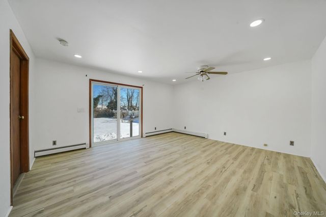 467 Carlls Path, Deer Park, NY 11729