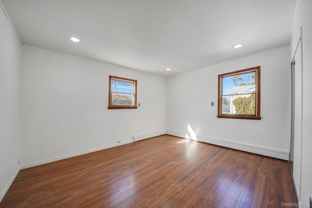 467 Carlls Path, Deer Park, NY 11729