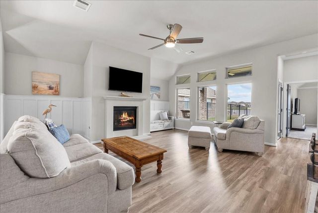 2417 Arbor Edge Crossing, Texas City, TX 77568