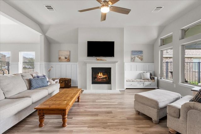 2417 Arbor Edge Crossing, Texas City, TX 77568