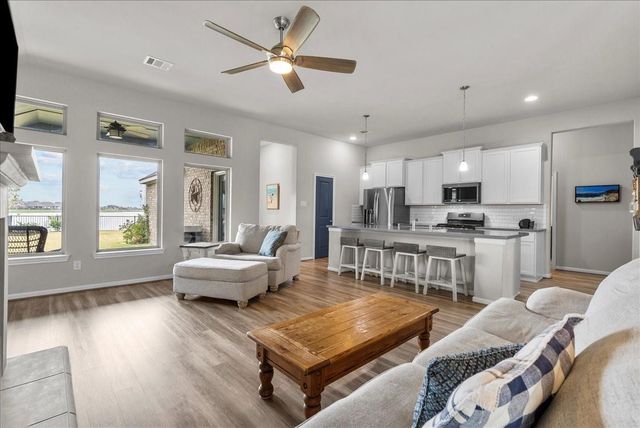 2417 Arbor Edge Crossing, Texas City, TX 77568