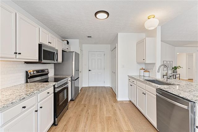 104 Spring Brook Lane, Dallas, GA 30132