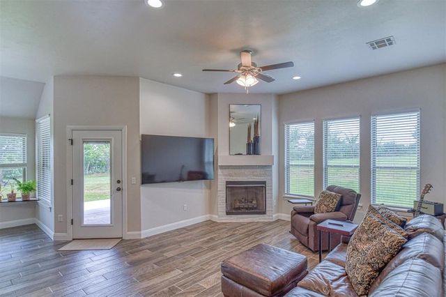 3713 King Arthur Court, Newcastle, OK 73065