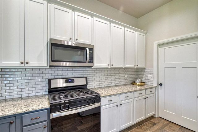 3713 King Arthur Court, Newcastle, OK 73065