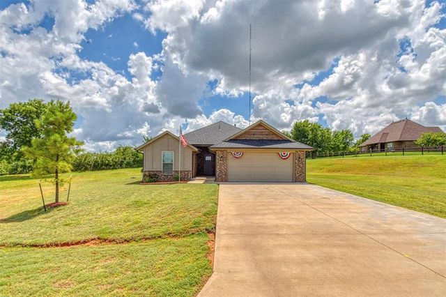 3713 King Arthur Court, Newcastle, OK 73065