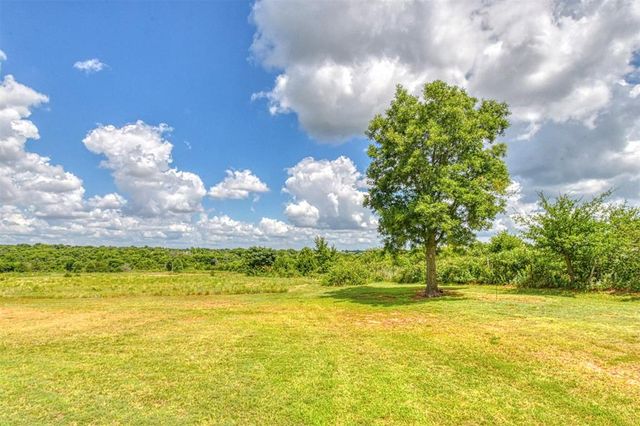 3713 King Arthur Court, Newcastle, OK 73065