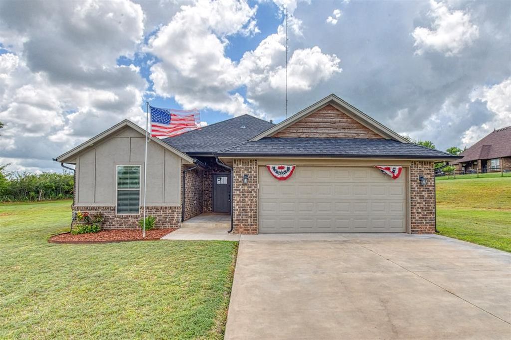3713 King Arthur Court, Newcastle, OK 73065