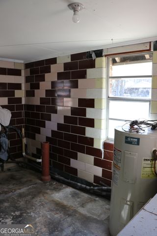 6797 Highway 114, Lyerly, GA 30730