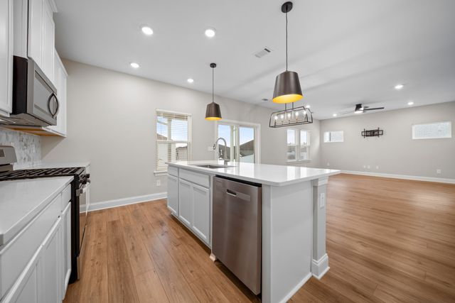 700 Castle Rd, Mount Juliet, TN 37122