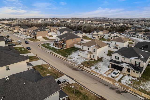 700 Castle Rd, Mount Juliet, TN 37122