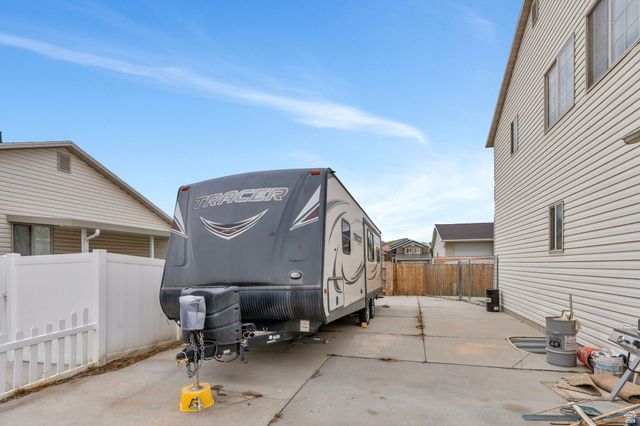 2830 S ADAM HILL WAY, Magna, UT 84044