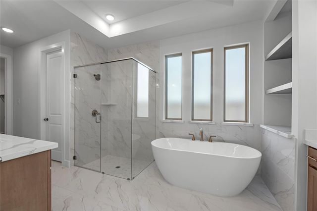8124 Royal Mint CV, Lago Vista, TX 78645