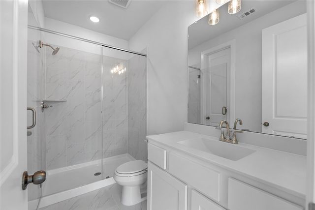 8124 Royal Mint CV, Lago Vista, TX 78645