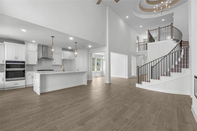 8124 Royal Mint CV, Lago Vista, TX 78645