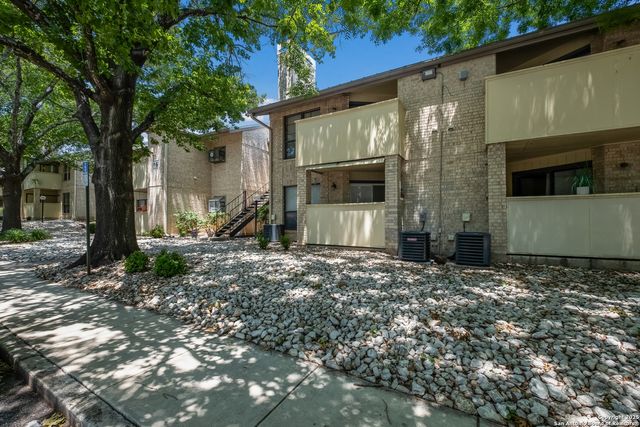 11843 Braesview Apt 1614, San Antonio, TX 78213