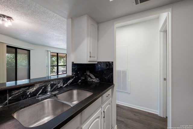 11843 Braesview Apt 1614, San Antonio, TX 78213